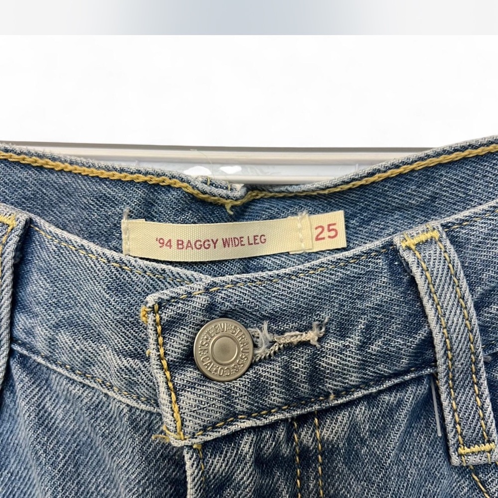 Levi's Blue Baggy Jeans with Yellow Stitching